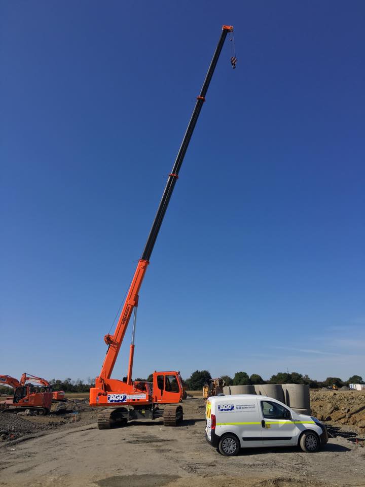 40 tons Sennebogen 643R telescopic crawler crane at work in Rugby for Green Piling
